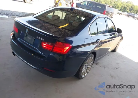 2012 BMW 328I из США, поврежденный, VIN WBA3A5G53CNP15741